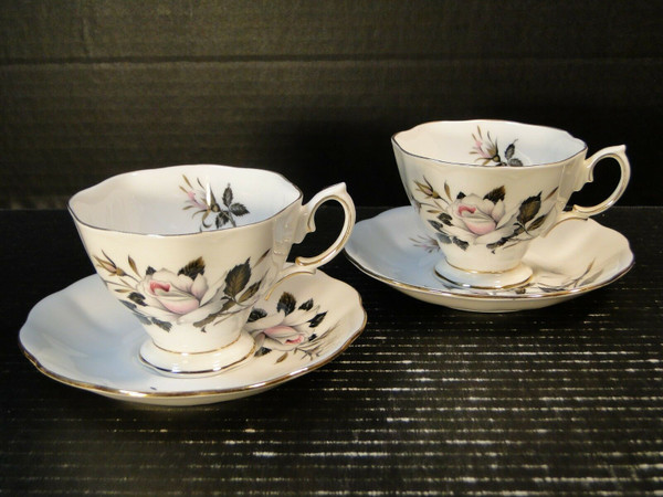 Royal Albert Queen's Messenger Tea Cup Saucer Sets 2 | DR Vintage Dinnerware and Replacements