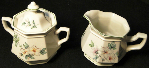 Adams Azalea Creamer Sugar with Lid Set English Stoneware Green | DR Vintage Dinnerware and Replacements