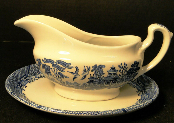 Churchill Blue Willow Gravy Boat with UnderPlate England Rare | DR Vintage Dinnerware and Replacements