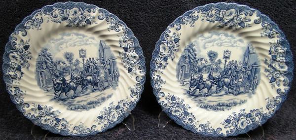 Johnson Bros Coaching Scenes Dinner Plates 9 7/8" England Set of 2 Excellent