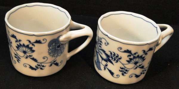 Blue Danube China Coffee Cups Mugs 3 1/8" Tall Blue Onion Japan Set 2 Excellent