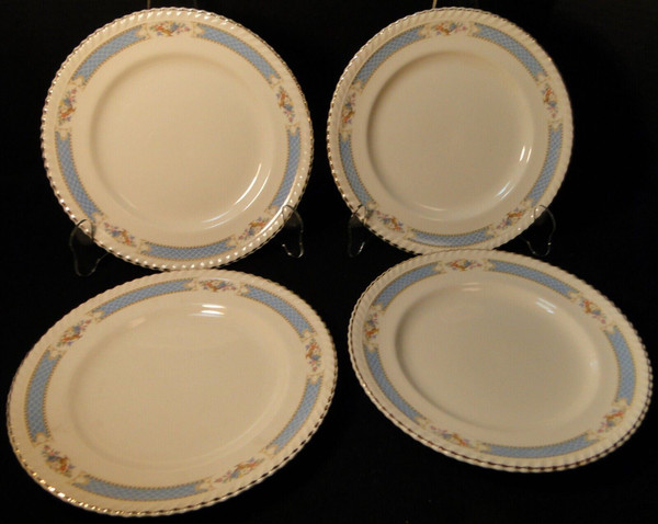 Johnson Brothers Belvedere Luncheon Plates 8 7/8" Old English Set of 4 Excellent