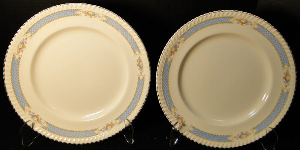 Johnson Brothers Belvedere Dinner Plates 9 7/8" Old English Set of 2 Excellent