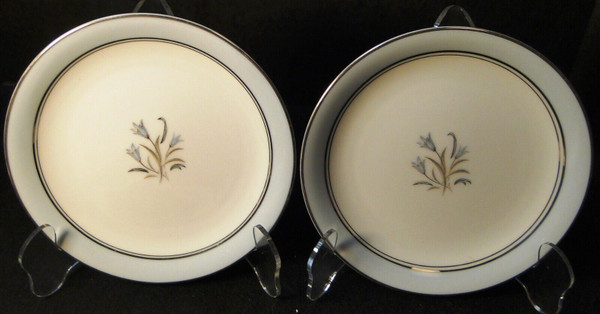 Noritake Bluebell Bread Plates 6 1/4"  5558 Set of 2 Excellent