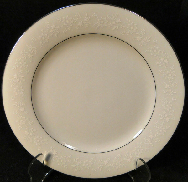 Noritake Buckingham Salad Plate 8 1/2" 6438 White Embossing Excellent