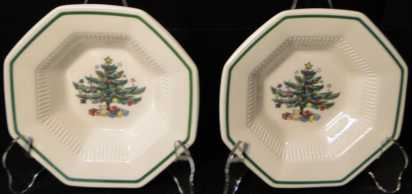 Nikko Christmastime Berry Fruit or Dessert Bowls 5 3/4" Octagonal Christmas Set of 2