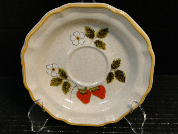 Mikasa Strawberry Festival Saucer EB 801 | DR Vintage Dinnerware Replacements