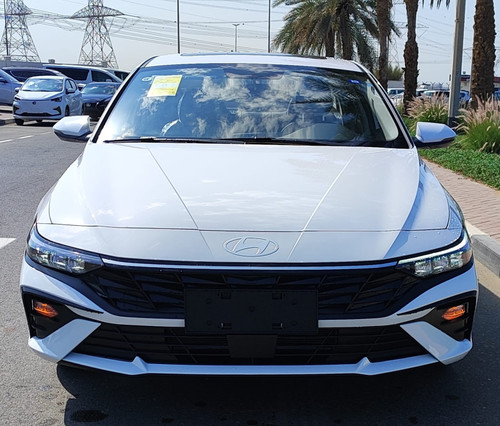 Front View Hyundai Elantra 2025
