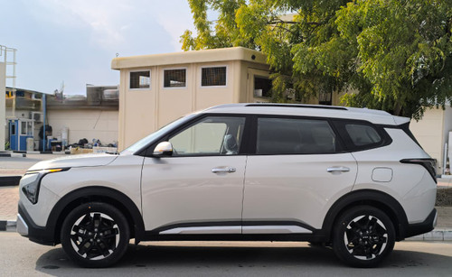 Kia Carens 1.5L GCC Specs Mid Option 2026 Model 7 Seater  Brand New