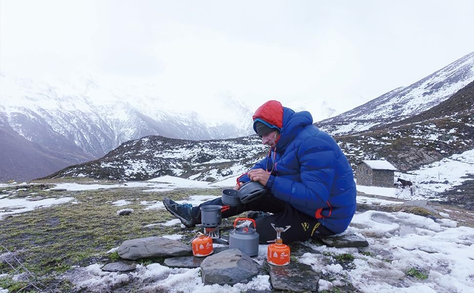 Use Fire Maple FMS-300T outdoors for camping and backpacking