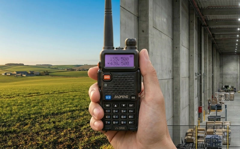 UHF vs. VHF Radios: Which Frequency is Best for Your Needs?