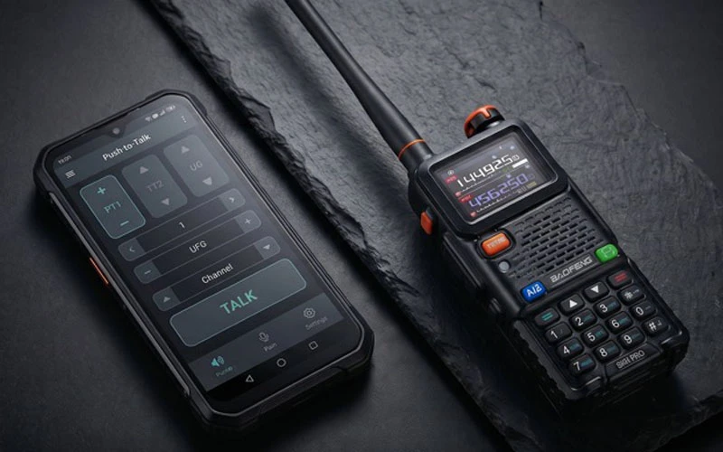 Phone With Walkie Talkie Feature vs. Traditional Radios: The Ultimate Guide