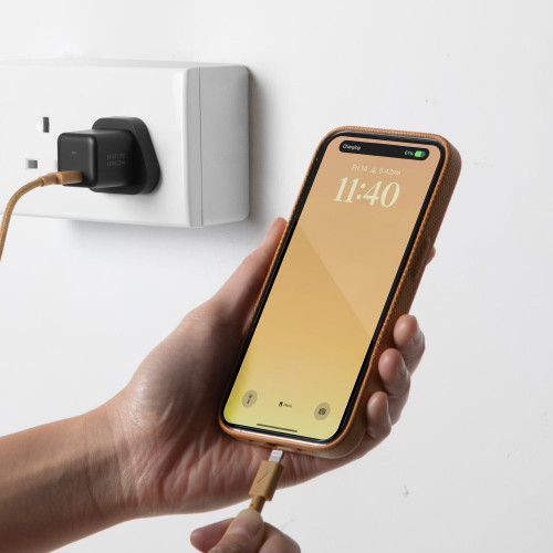 NATIVE UNION Fast GaN Charger PD 30W USB-C Charger - Black NATIVE UNION Fast GaN Charger PD 30W USB-C Charger - Black