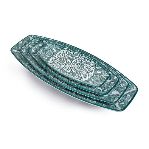 Che Brucia Arabesque Green Porcelain Boat Shape Plate 8"