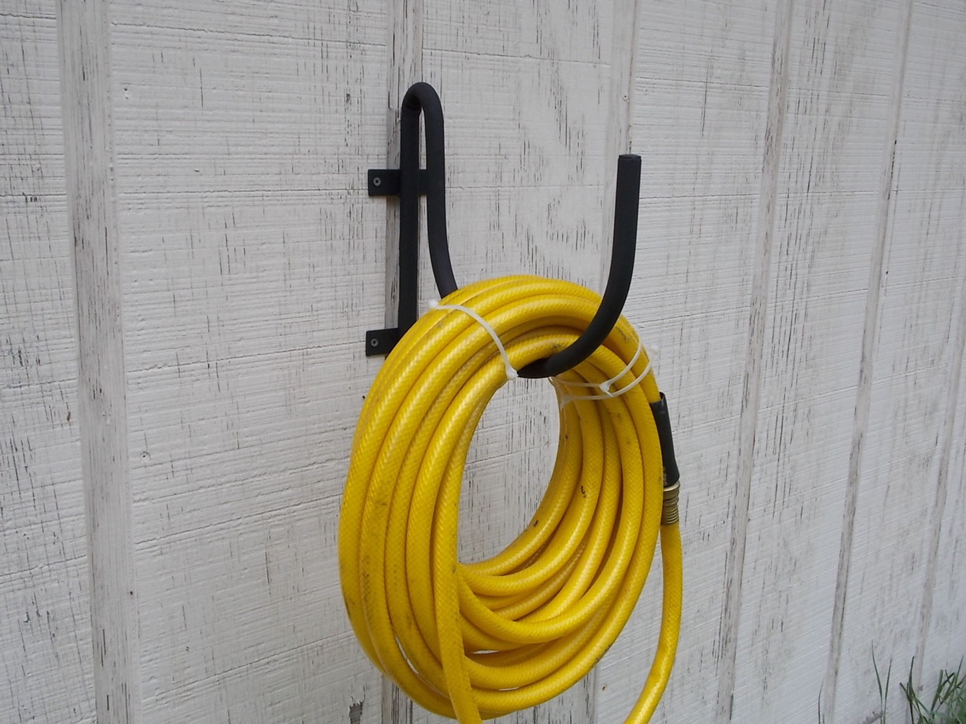 Wall mount garden hose holder black wrought iron