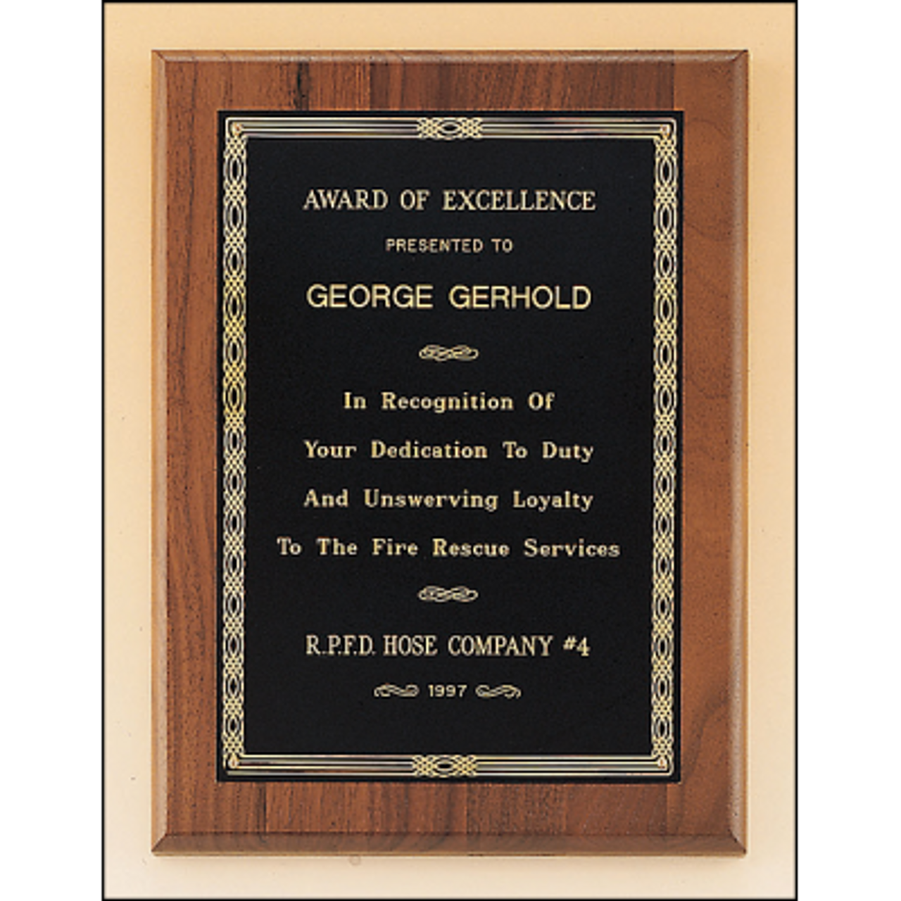 Walnut Plaque with Brass Engraving Plate P640