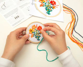 【CPGN STUDIO】25SS★ Flower Stitch Embroidery Short Sleeve Mini Cross Stitch Embroidery Flowers Kit - Little Obsessed