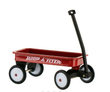 World's Smallest Radio Flyer - Little Obsessed