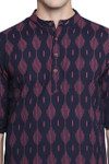 Men's Kurta Tunic : Handmade with Ikkat Print - Garment details | In-Sattva