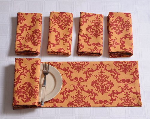In-Sattva Home Autumn Print 100% Cotton Soft Touch Feel Table Napkin Set In-Sattva Home Autumn Print 100% Cotton Soft Touch Feel Table Napkin Set