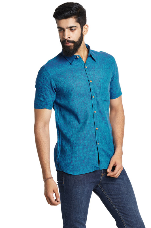 Fitted Men's Shirt - French Blue with Summer Short Sleeves | In-Sattva