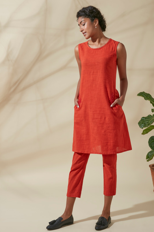 Women's Bohemian Classic 100% Cotton Handwoven Crimson Shift Dress Women's Bohemian Classic 100% Cotton Handwoven Crimson Shift Dress