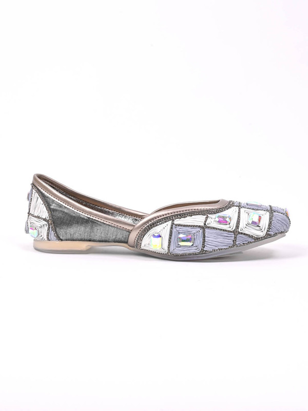 Jove Women's Silver Embelished Mojaris