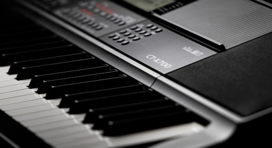 Casio - CT-X700