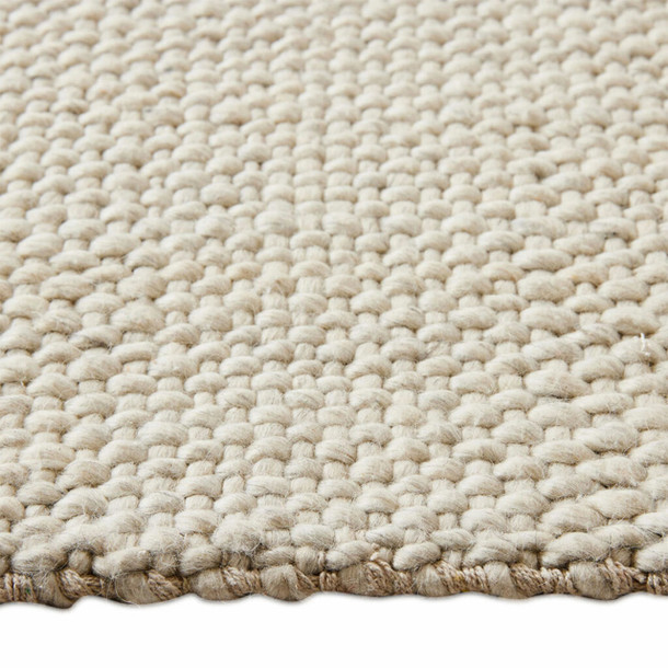 Nebraska Natural White Floor Rug detailed view