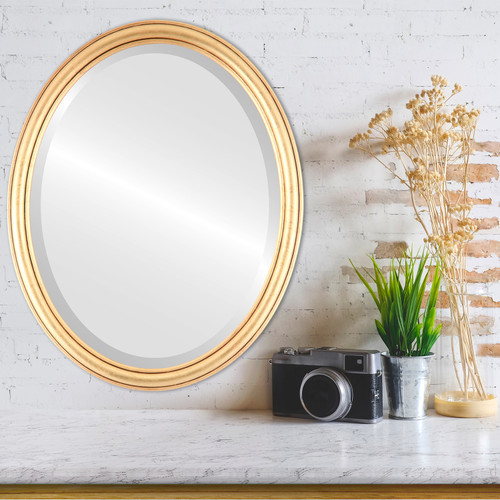 Lifestyle - Saratoga Oval Frame - Gold Leaf