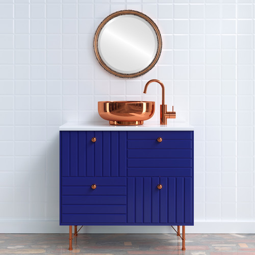 Lifestyle - Virginia Circle Frame - Sunset Gold Lifestyle - Virginia Circle Frame - Sunset Gold