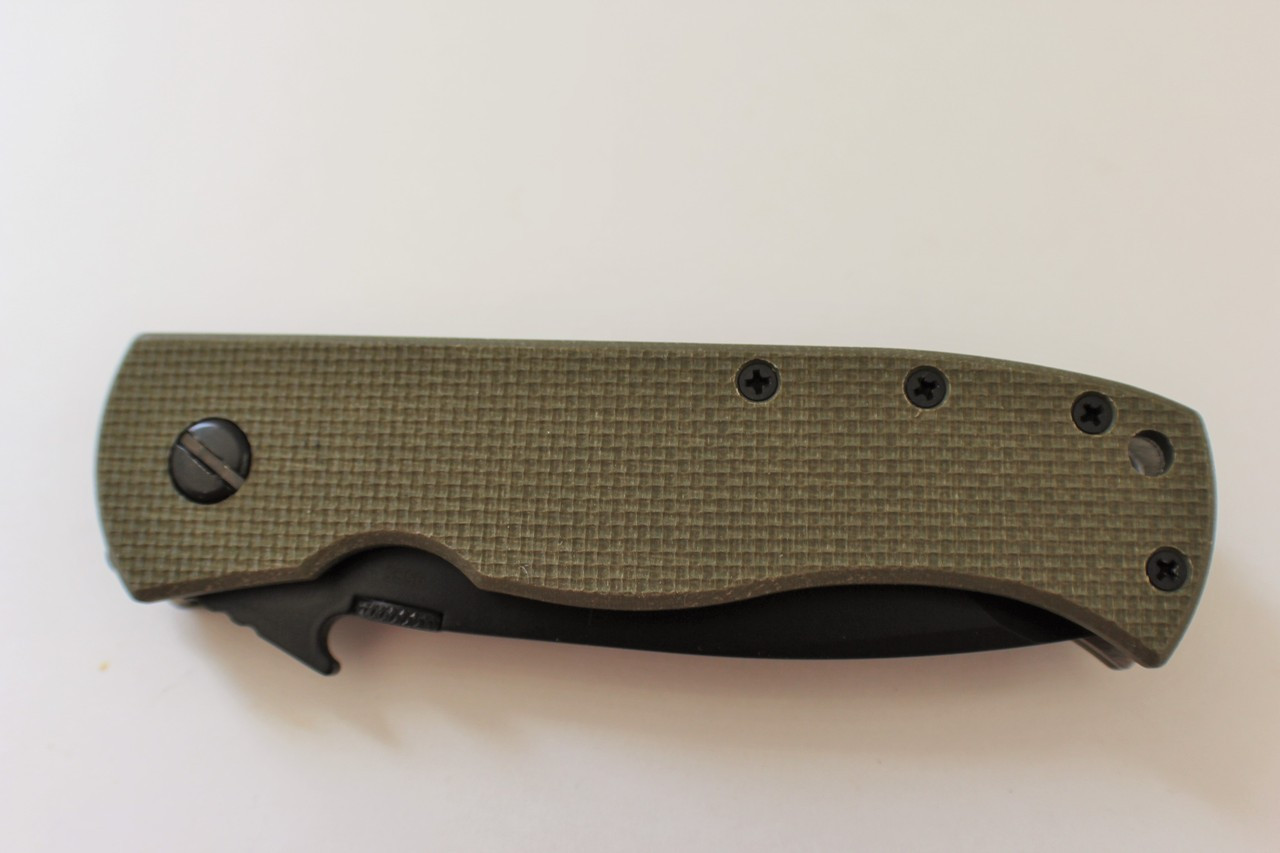 Emerson Knives CQC-7BW-BT Jungle Green Knife (Black) - Closed