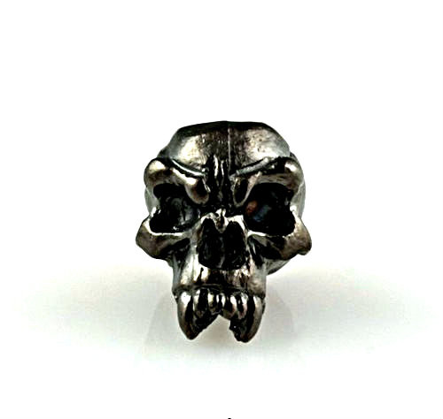 Schmuckatelli Fang Skull Bead (Hematite Matte)