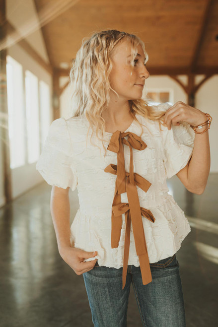 Bubble Babydoll Blouse with Textured Fabric and Contrast Bow - Vanilla