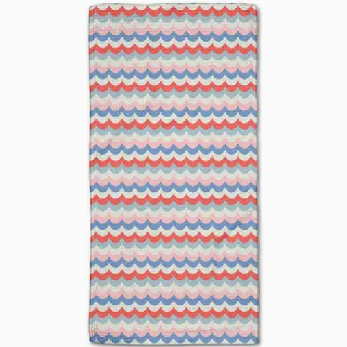 Scallop Stripes Bar Towel