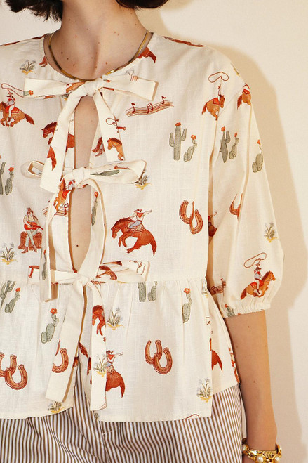 WESTERN PRINT FRONT TIE PEPLUM TOP - Cream