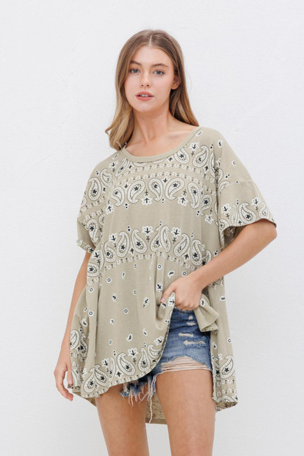 Slit Vintage Bandanna Print Tee Raw Edge Detail - Light Olive