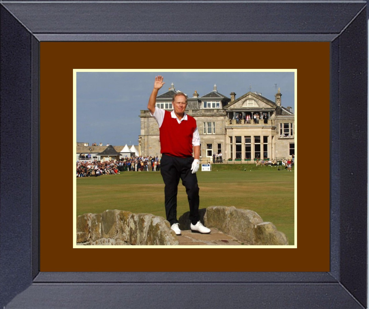 Jack Nicklaus Farewell To St. Andrews Golf Legend   Framed Print