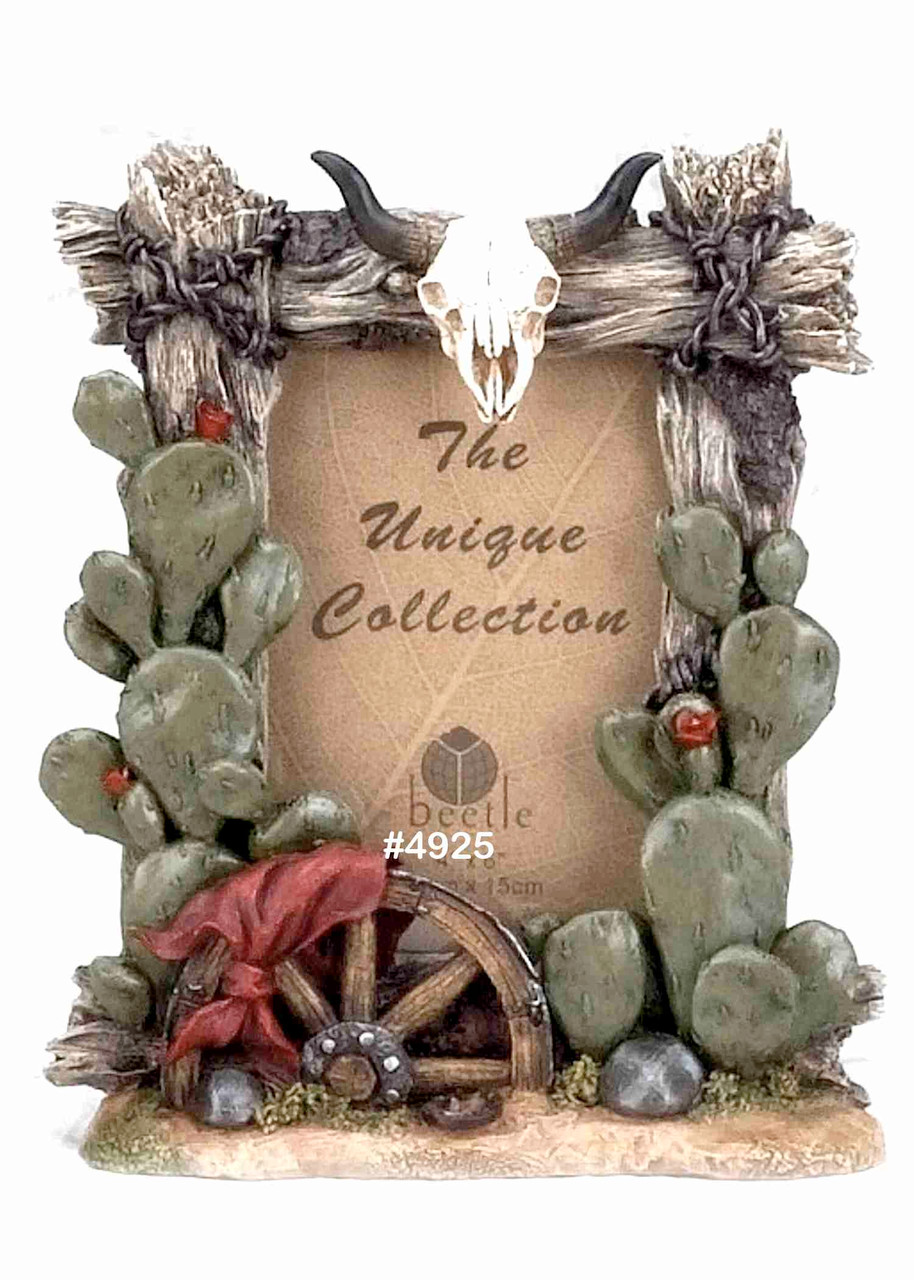 Cow Skull cactus  Old West Look a 3D frame hold a 4 x 6 Photo 11 x 13 overall TOP SELLER