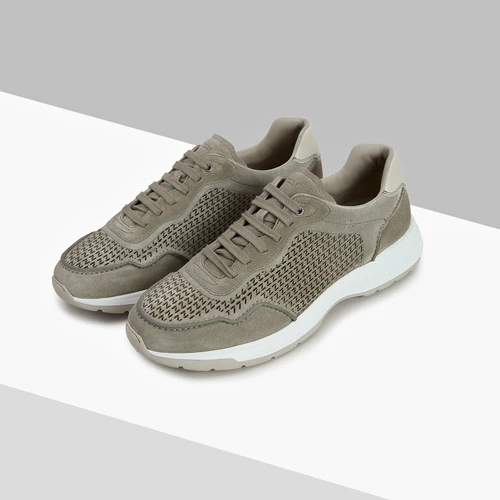 Light sage perforated sneakers, chalk taupe sole, "ZILLI" embroidery