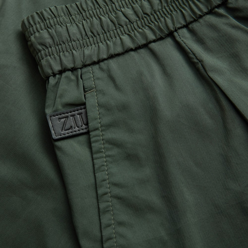  Khaki Bermuda shorts, elasticated waistband