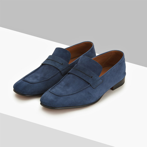 Navy blue loafers, tan leather Goodyear reversed sole Navy blue loafers, tan leather Goodyear reversed sole
