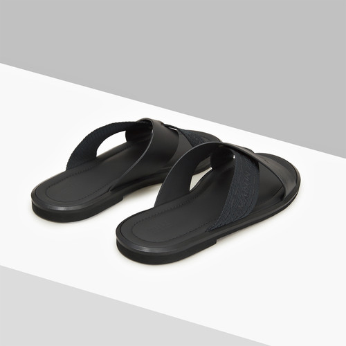 Black “Laser Z” sandals