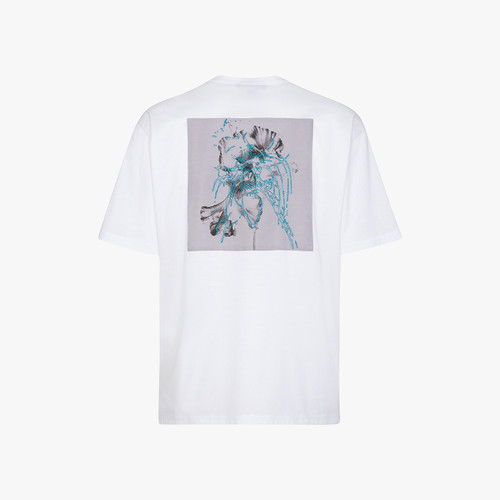 White T-shirt, round neck, “Fantasy” patch on back White T-shirt, round neck, “Fantasy” patch on back