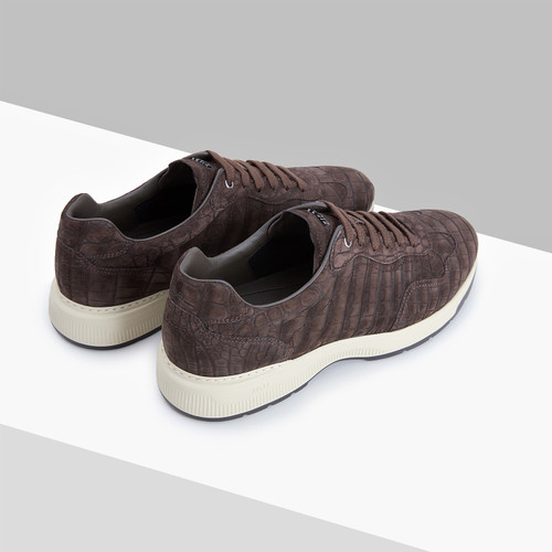 Brown running sneakers