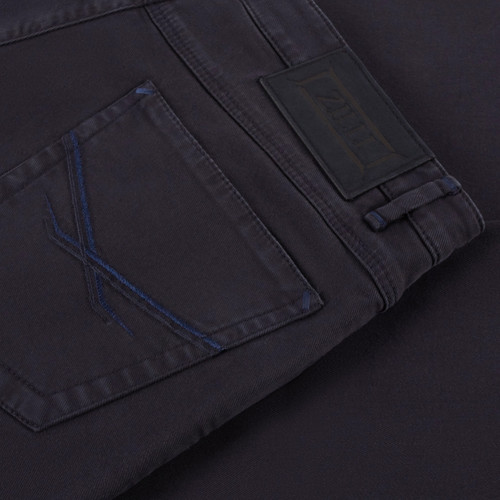 Navy-blue jeans, slim fit