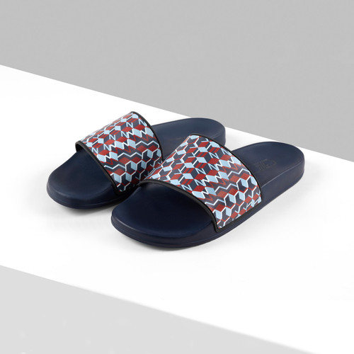 Red, navy and sky blue beach sandals in rubber