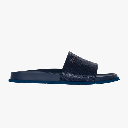 Sandals in caiman