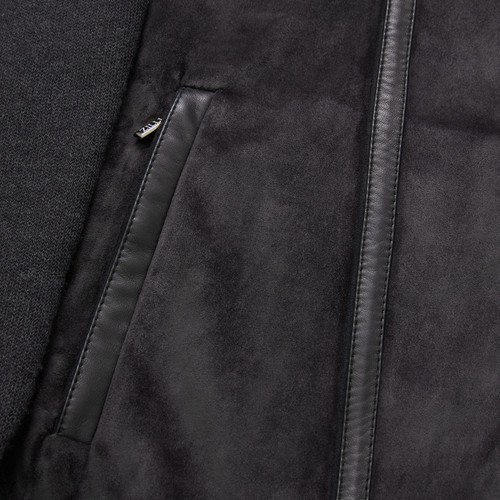 Anthracite grey zipped cardigan, calfsuede and lambskin détails