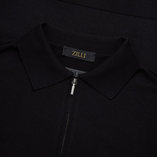 Black zipped polo-shirt